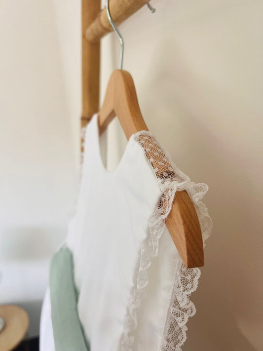 Vestido Alice com Entremeios no Ombro