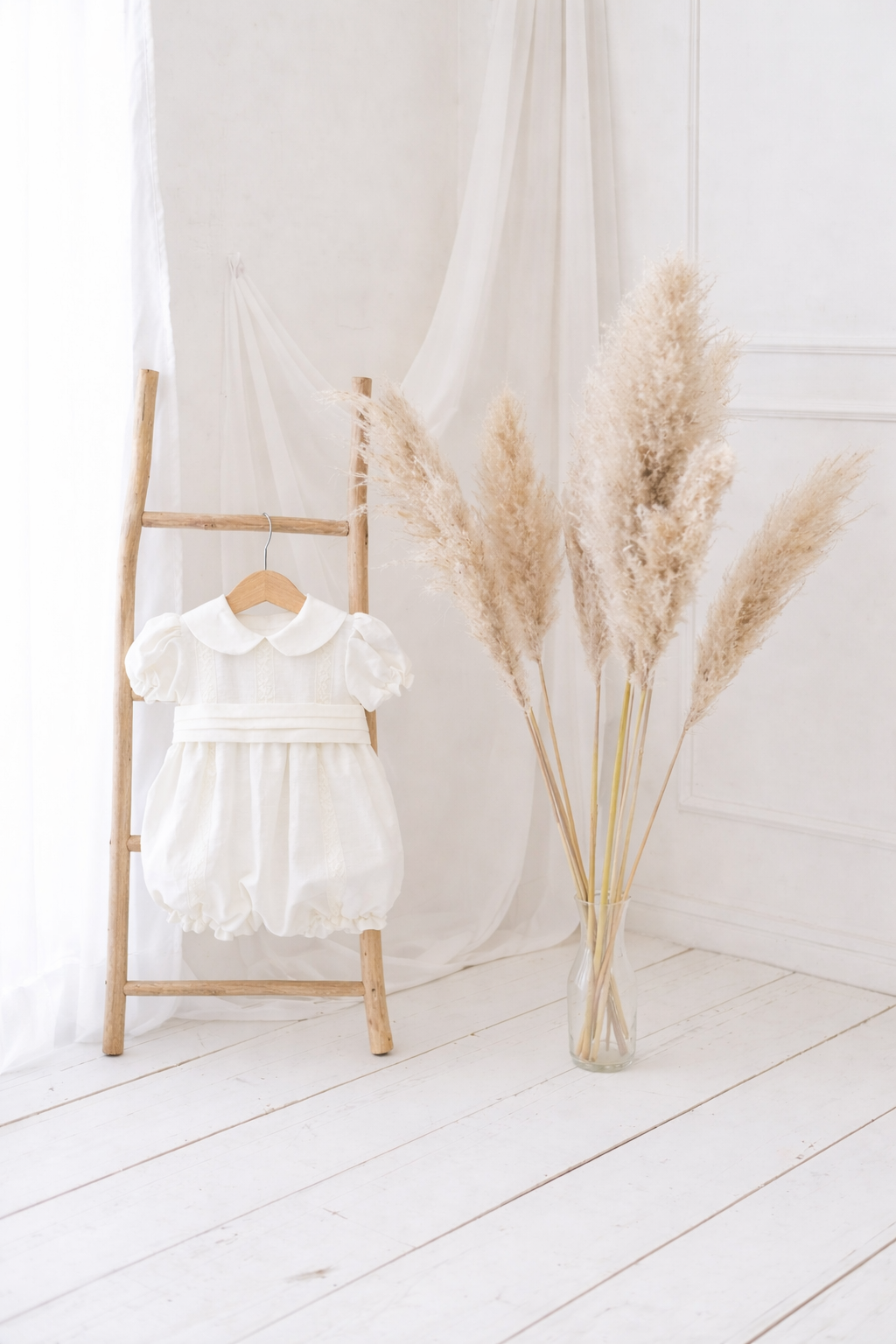 Cute Chris with Pleated Headband