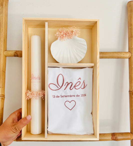 Conjunto de batismo com flores