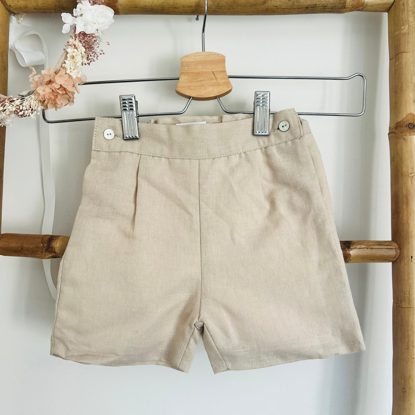 Simple beige shorts - Boy