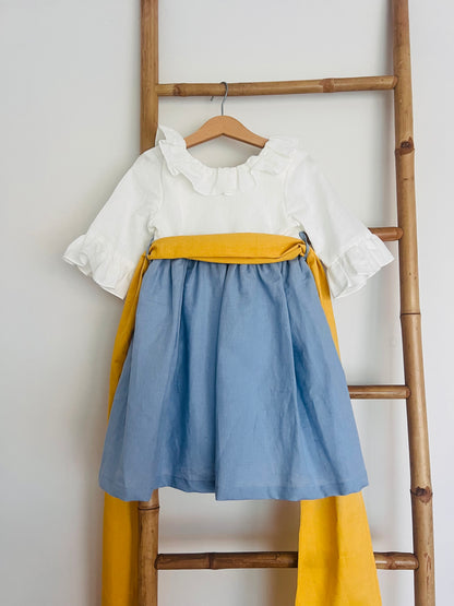 vestido 4 anos azafata com faixa amarela