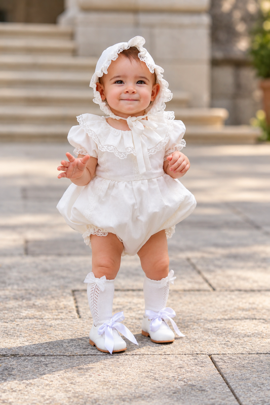 Cute with a Bonnet Chris