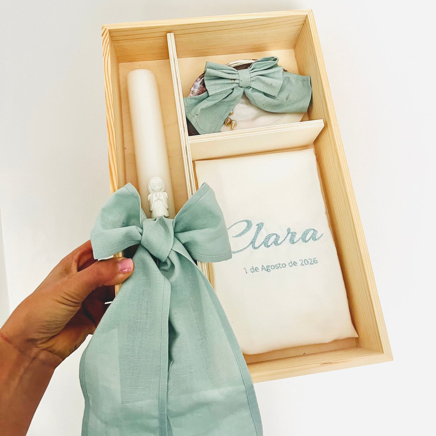 Conjunto batismo com toalha bordada