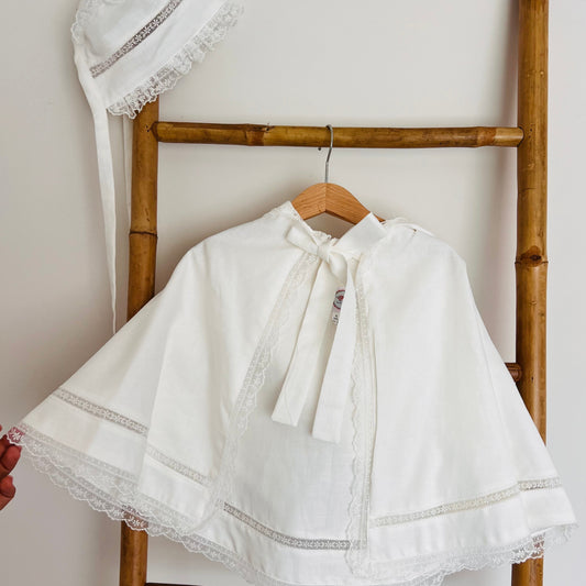 Capa Aurora (com Entremeio e Carapuço)