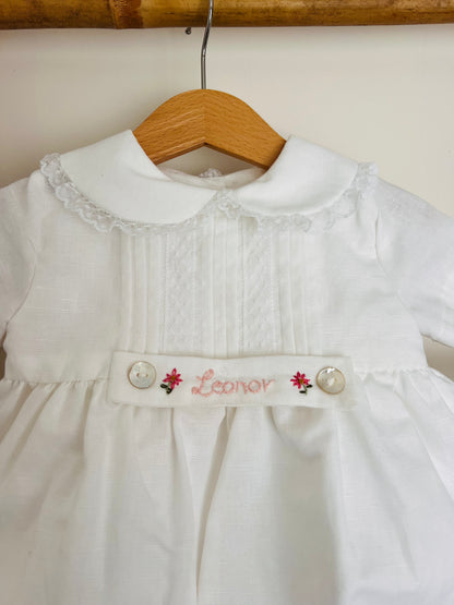 Bordado Nome com flores