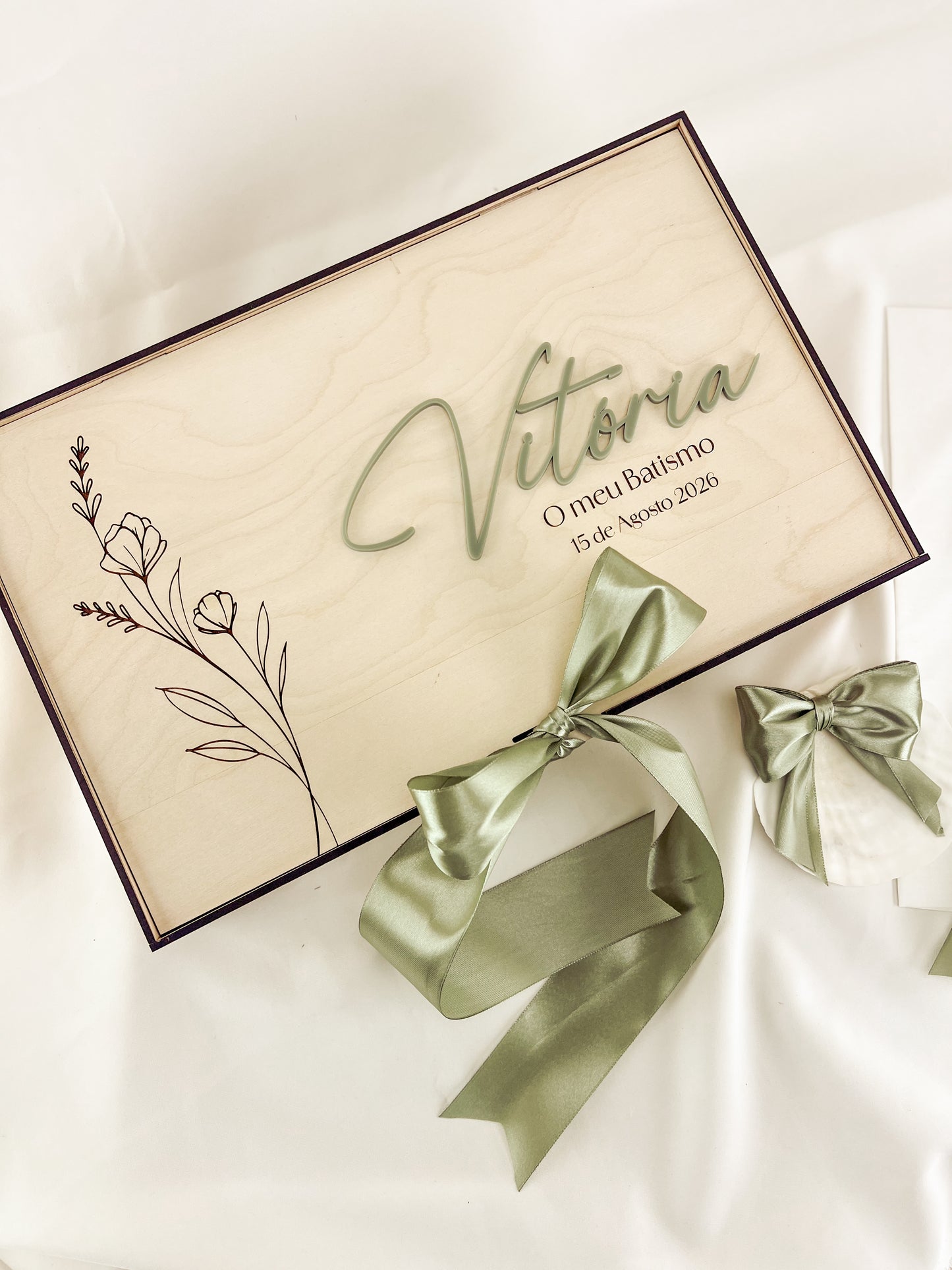 Caixa de Batismo com nome em acrilico