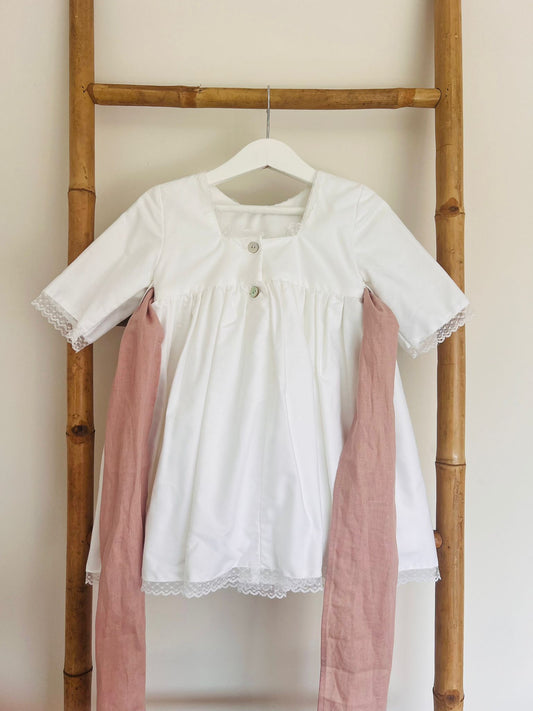 Vestido com Renda