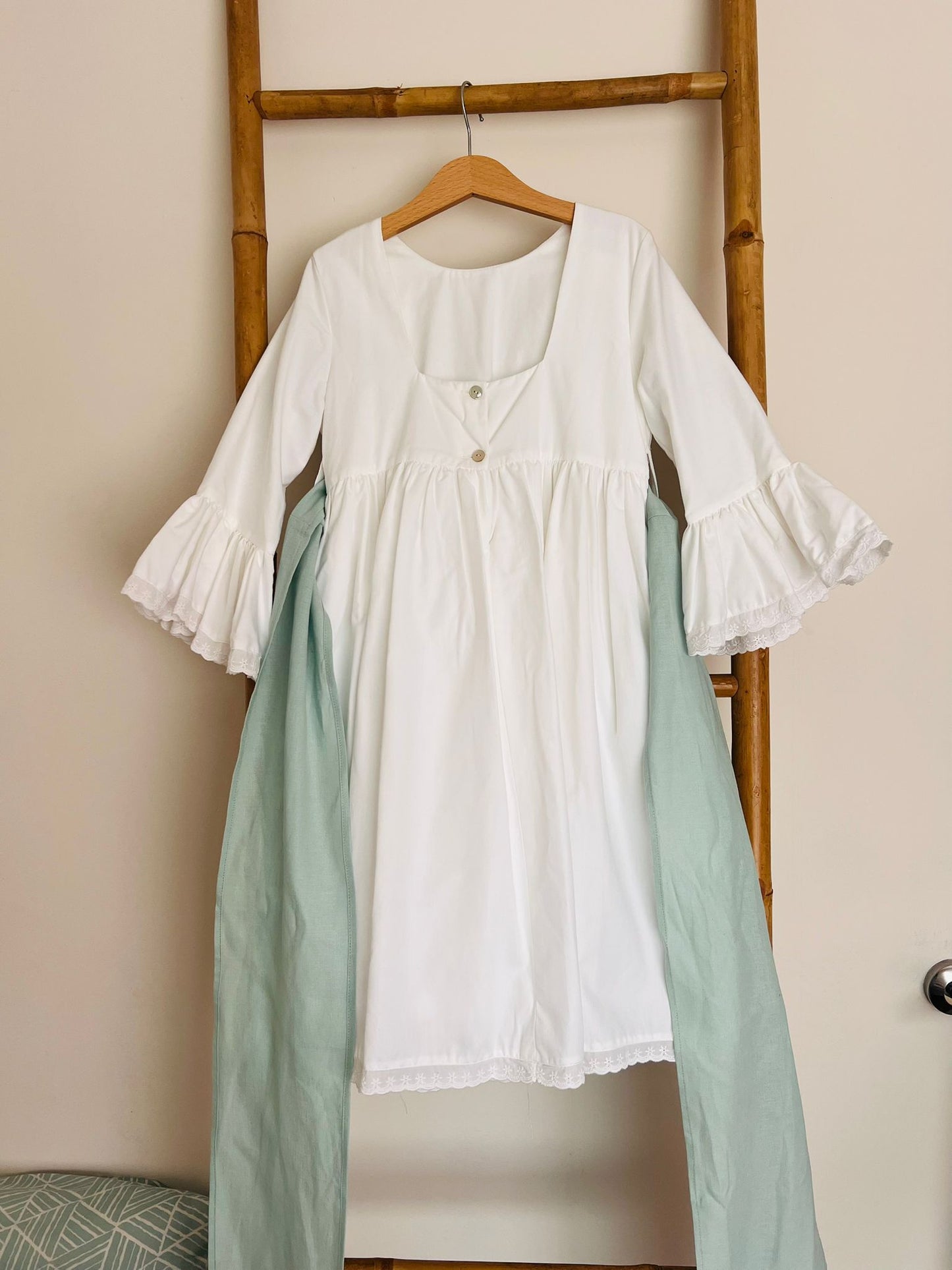 Vestido Adelina com Bordado Inglês