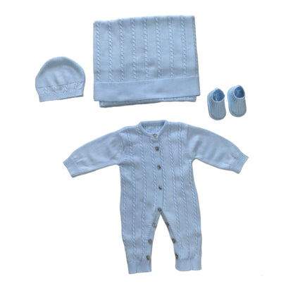 Primeira roupa recem nascido bordada