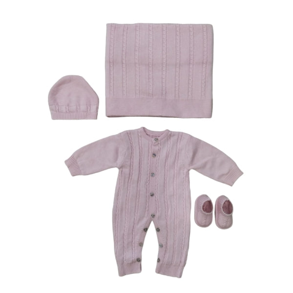 Primeira roupa recem nascido bordada