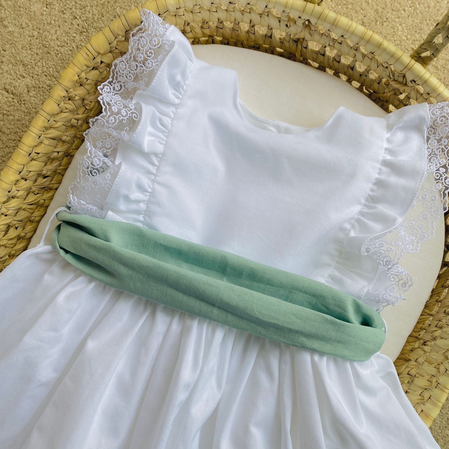 vestido com renda 